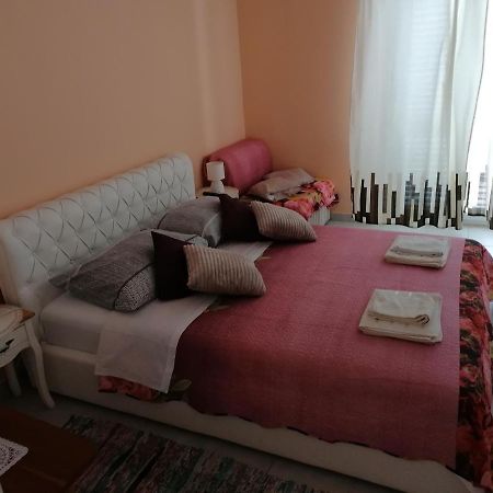 Apartmani Rija 3 Pag Town Exterior foto
